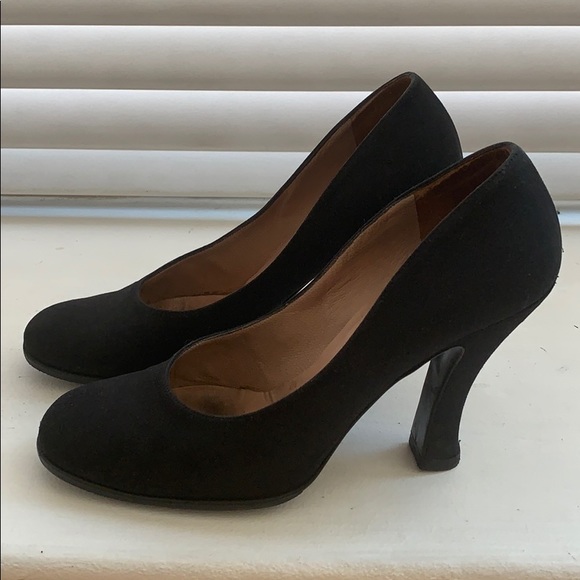 Prada true vintage elegy black pumps